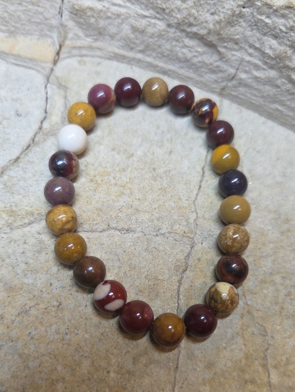 Beaded Mookaite Jasper Stretch Bracelet in Earthy Reds and Yellows